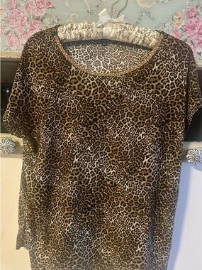 Leopard Print Short Sleeve Tee in Brown